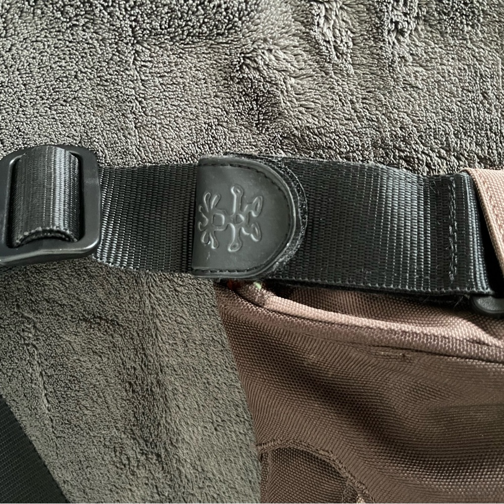 Crumpler The Skivvy, Computer Bag, Small - Picture 4 of 8